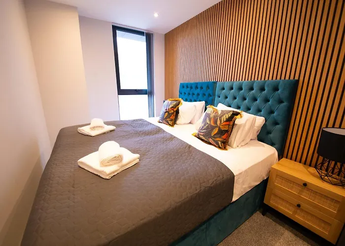 Stunning 3 Bedroom Manchester Apartment